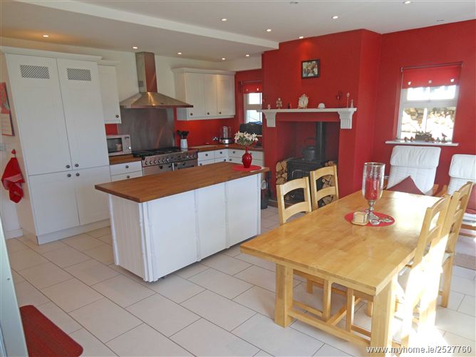 Nead na Spidoige, Augeris, Ballingeary, Macroom, Cork Killian Lynch